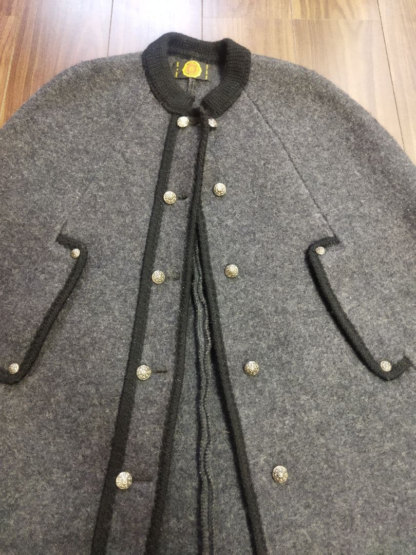希少♪オーストリア製 ヴィンテージ ケープコート シルバーボタン 70年
