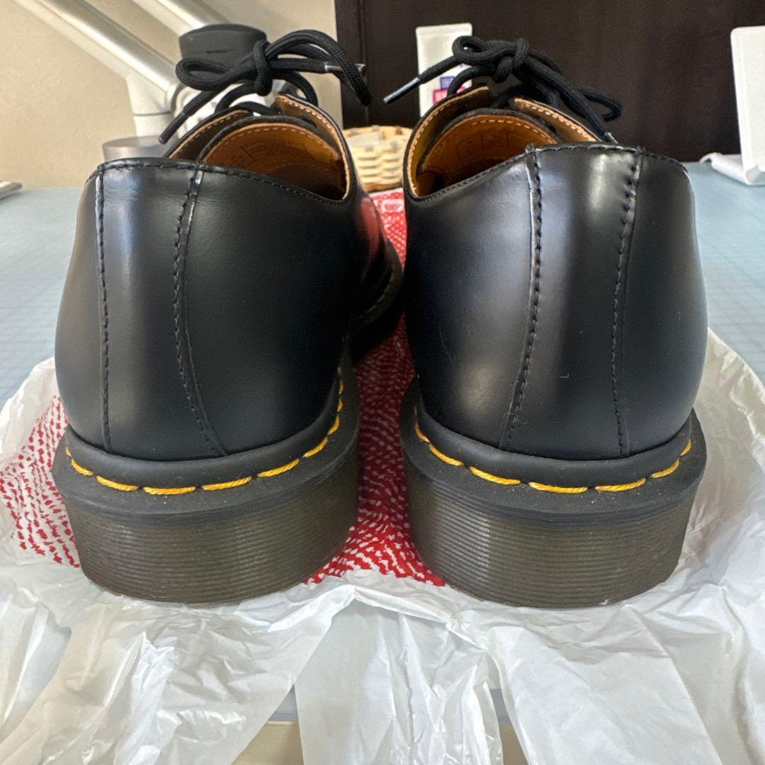 靴 Dr. Martens 1641