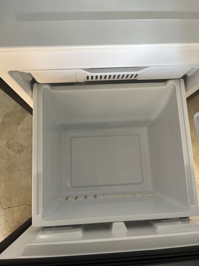 2024年製★未使用に近い★ハイセンス　冷蔵庫　ガラス扉　一人暮らし