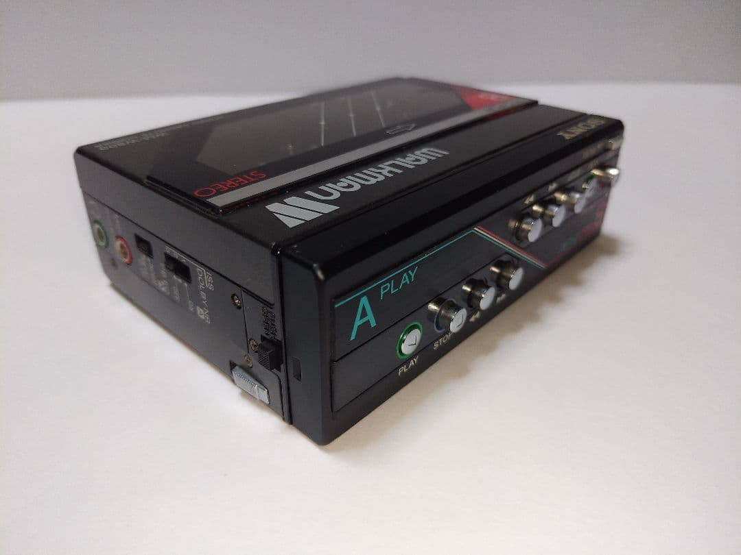 ダブルカセット ウォークマン WM-W800【録音再生 動作せず・ジャンク】