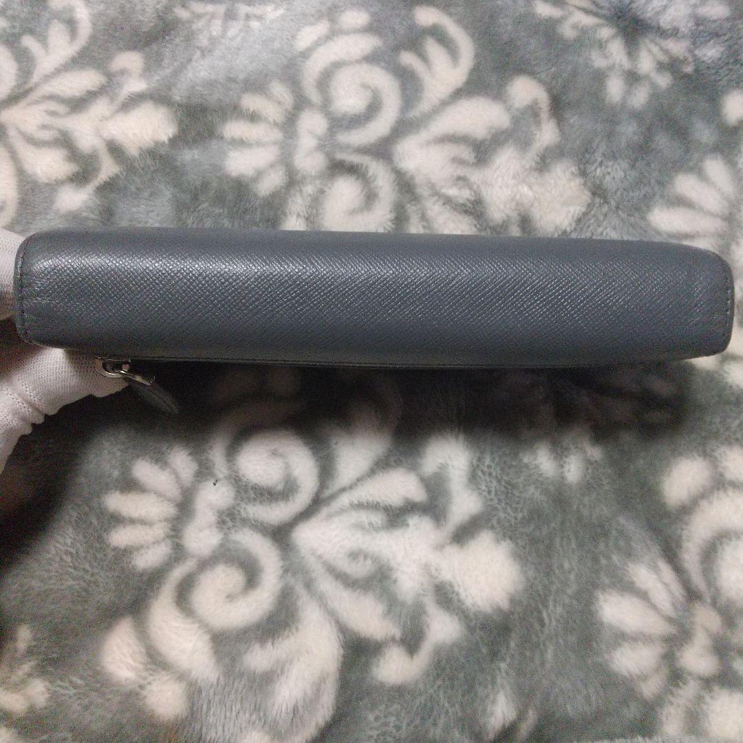 プラダPRADAサフィアーノ長財布グレー系