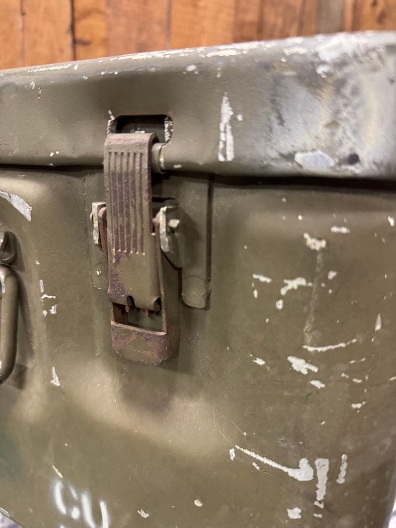 レアお宝品！Vintag！ミリタリー コンテナ 米軍 USA 弾薬庫　収納箱②