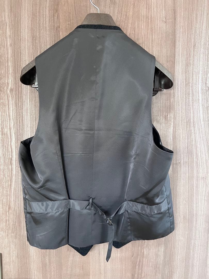 BEAMS Ｆ　スリーピーススーツ　カルロ・バルベラ