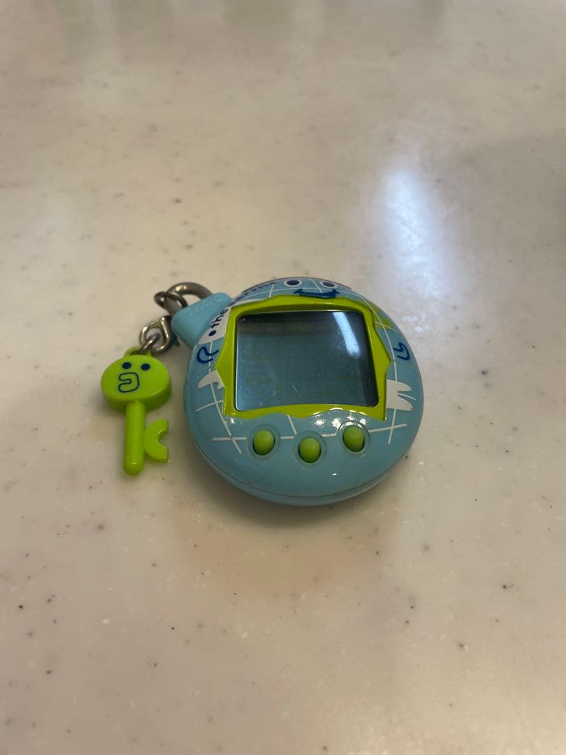 いぇー!ふぁみりーイロイロ!たまごっちプラス　ふぁみたまワールド