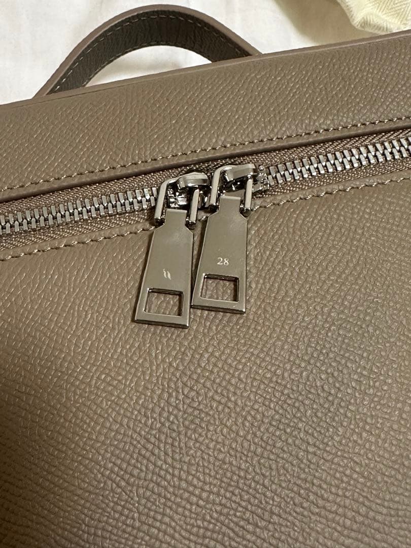 qbag pari 本革バニティバッグ