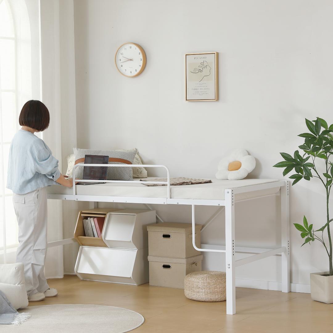 【新品】ロフトベッド シングル 高さ90cm 省スペース スチール製 北欧風