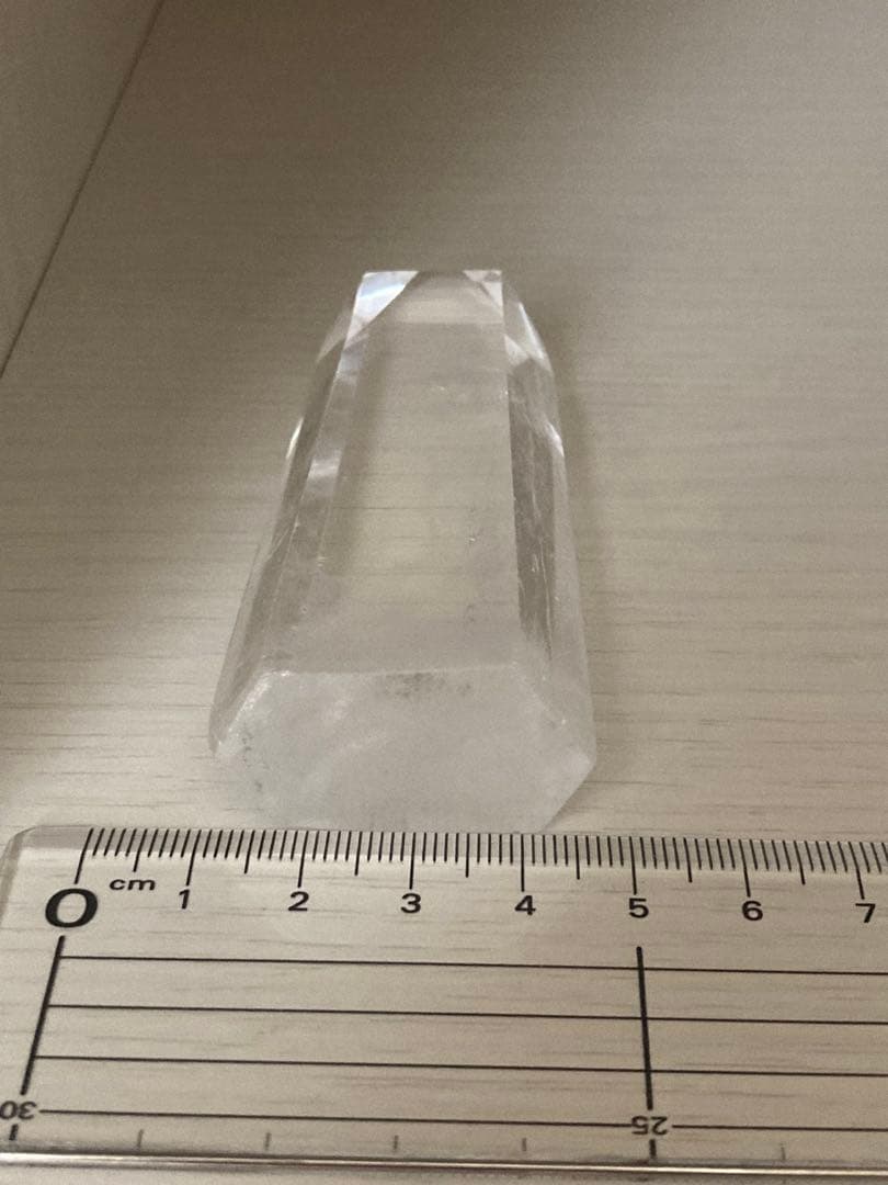 エンジェルラダークォーツ　天然水晶ポイント　原石　鉱物　置物パワーストーン