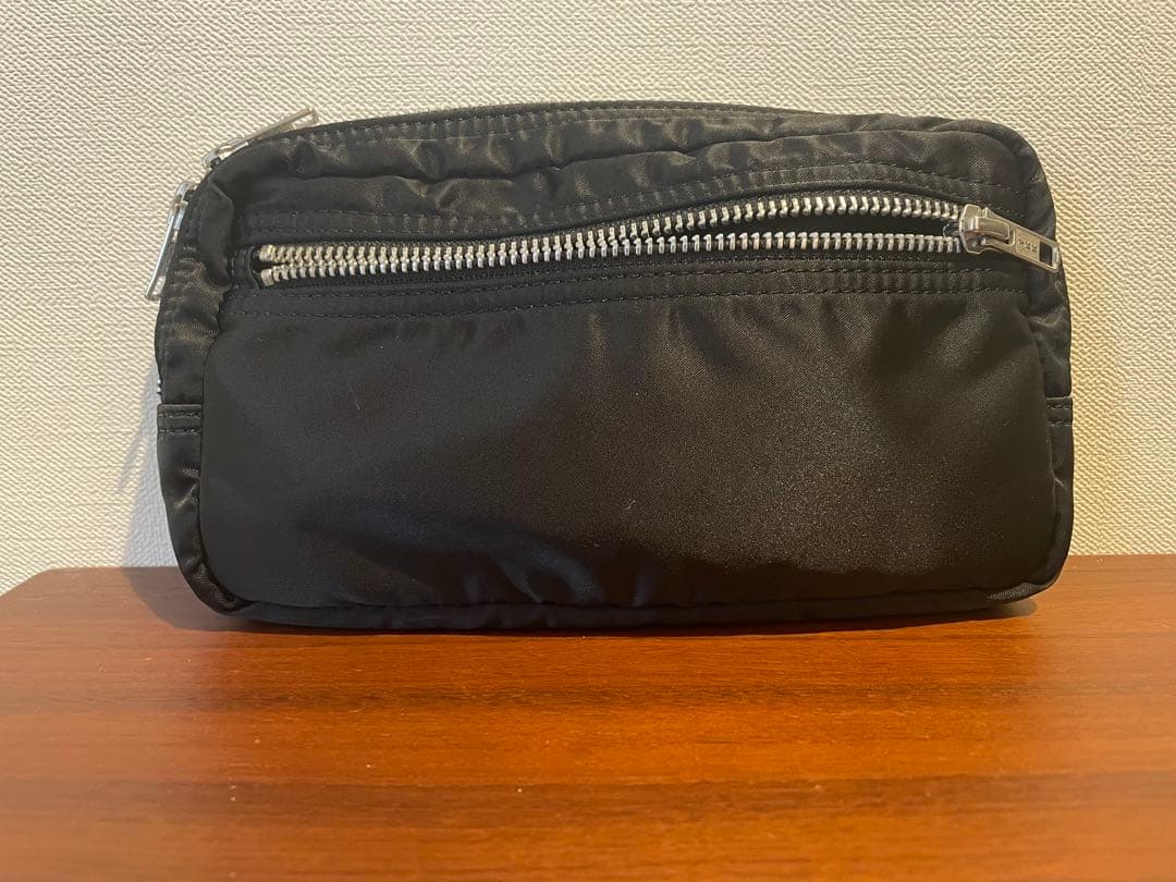 【美品】PORTER ブラック ジッパーポーチ