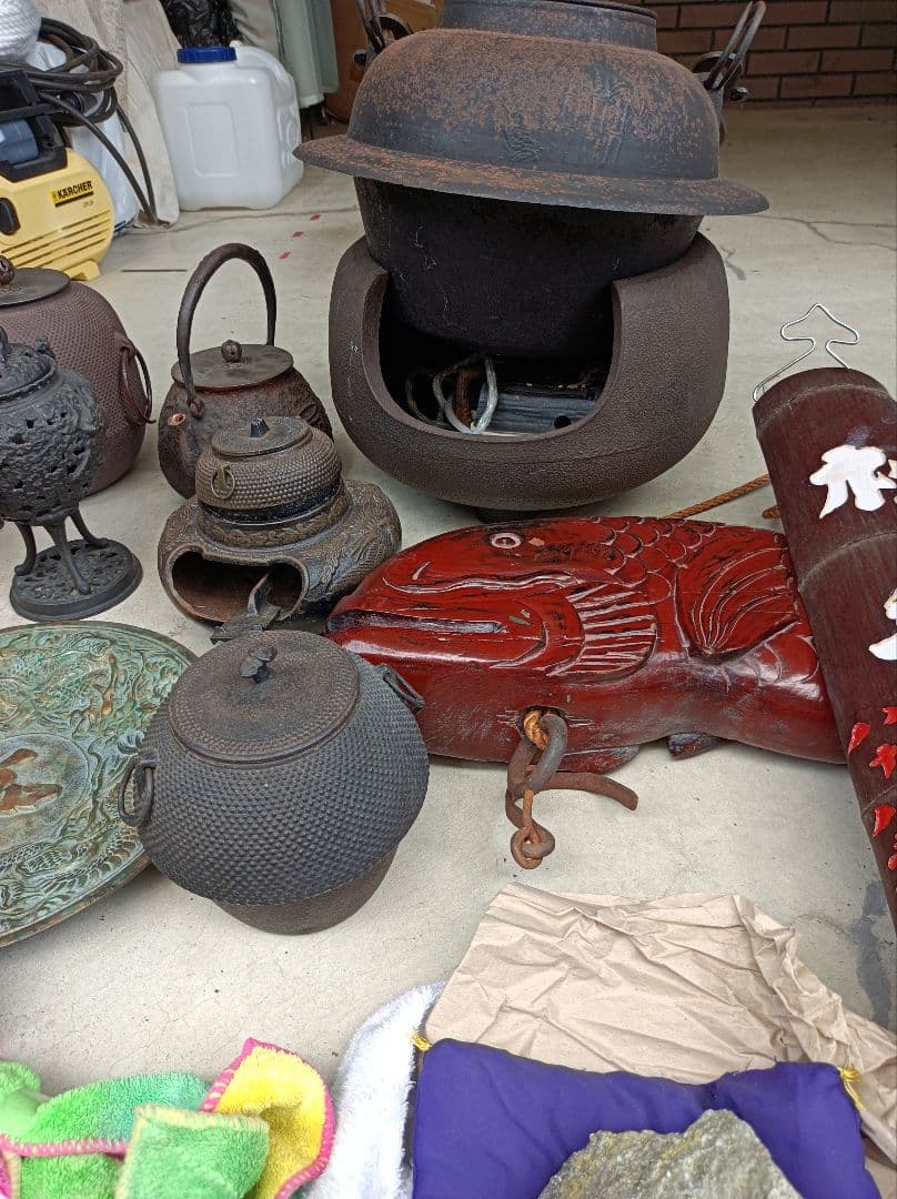 骨董品！京都保管、鉄瓶、香炉、モロモロ！お話し中！