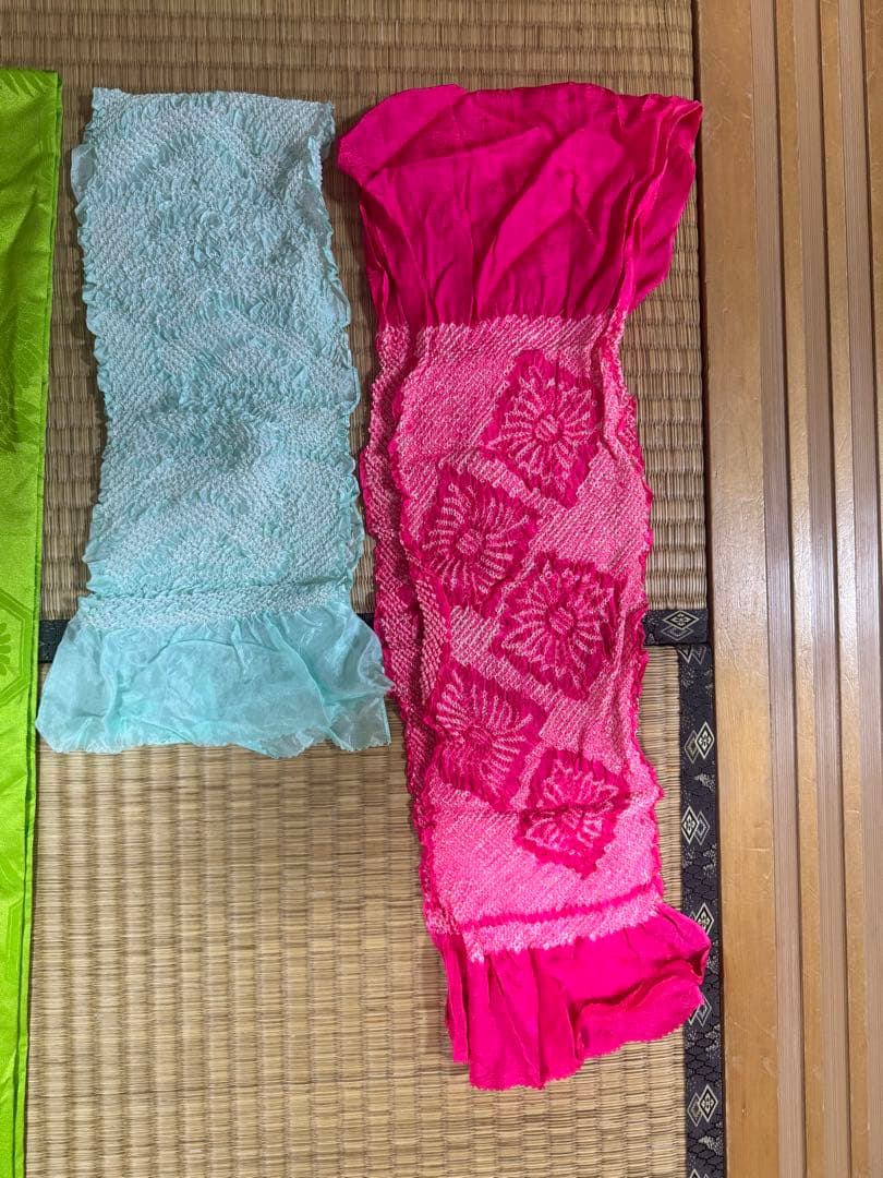 値下げ七五三着物　七歳　正絹フルセット　マリ柄黒