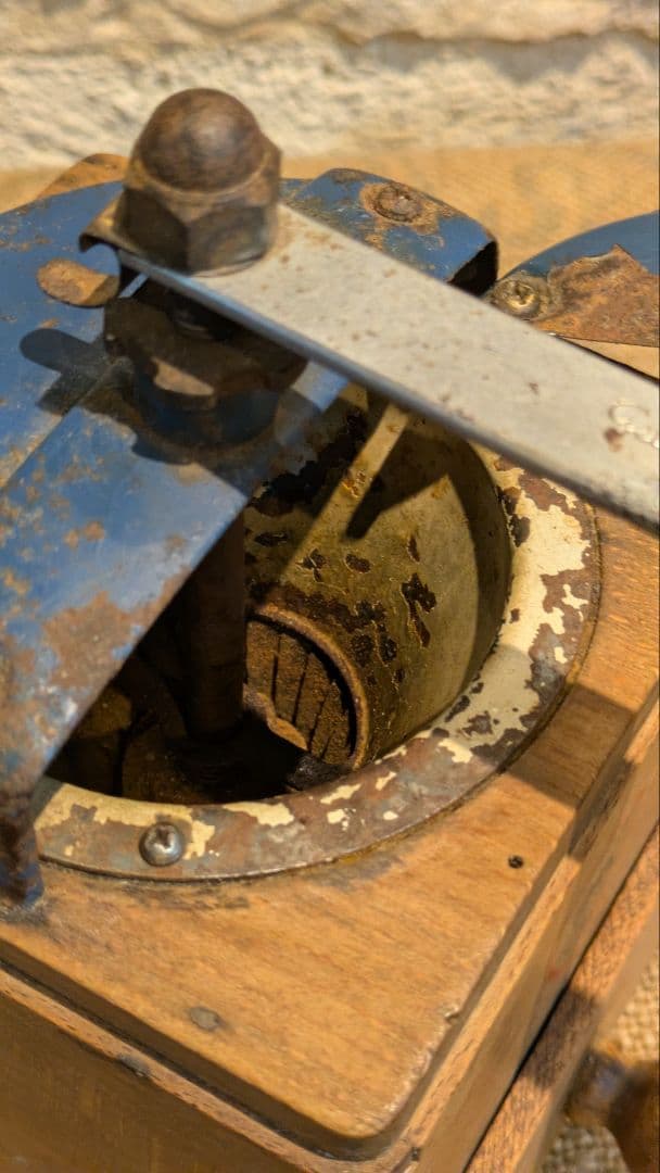 【実働品】【オーバーホール済】フランスアンティーク　プジョー　メタルコーヒーミル