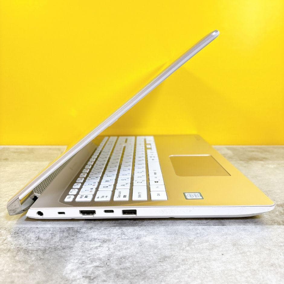 ほぼ美品✨新品メモリ16GB✨ｉ5 カメラ 薄型 フルHD ブルーレイWin11