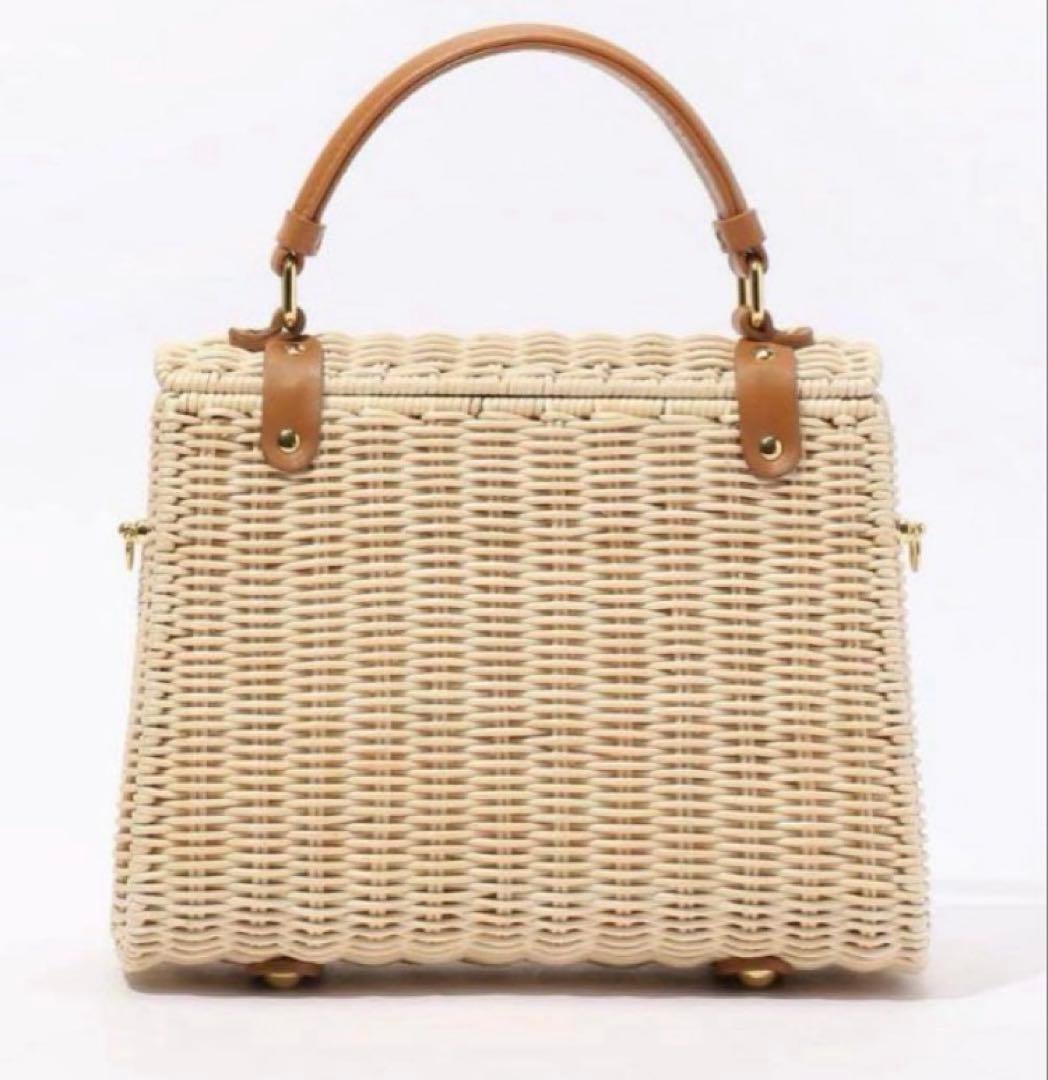 週末限定　雑誌多数掲載　ほぼ未使用　トマソカンダリア 2way かごバック