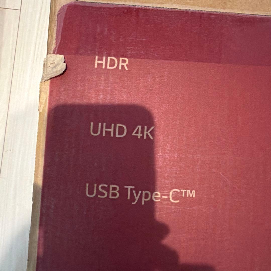 LG モニター 32UP550 本体 付属品あり　特注ケース付　31.5インチ