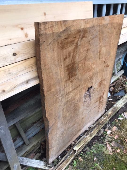 栃の木、栃の一枚板