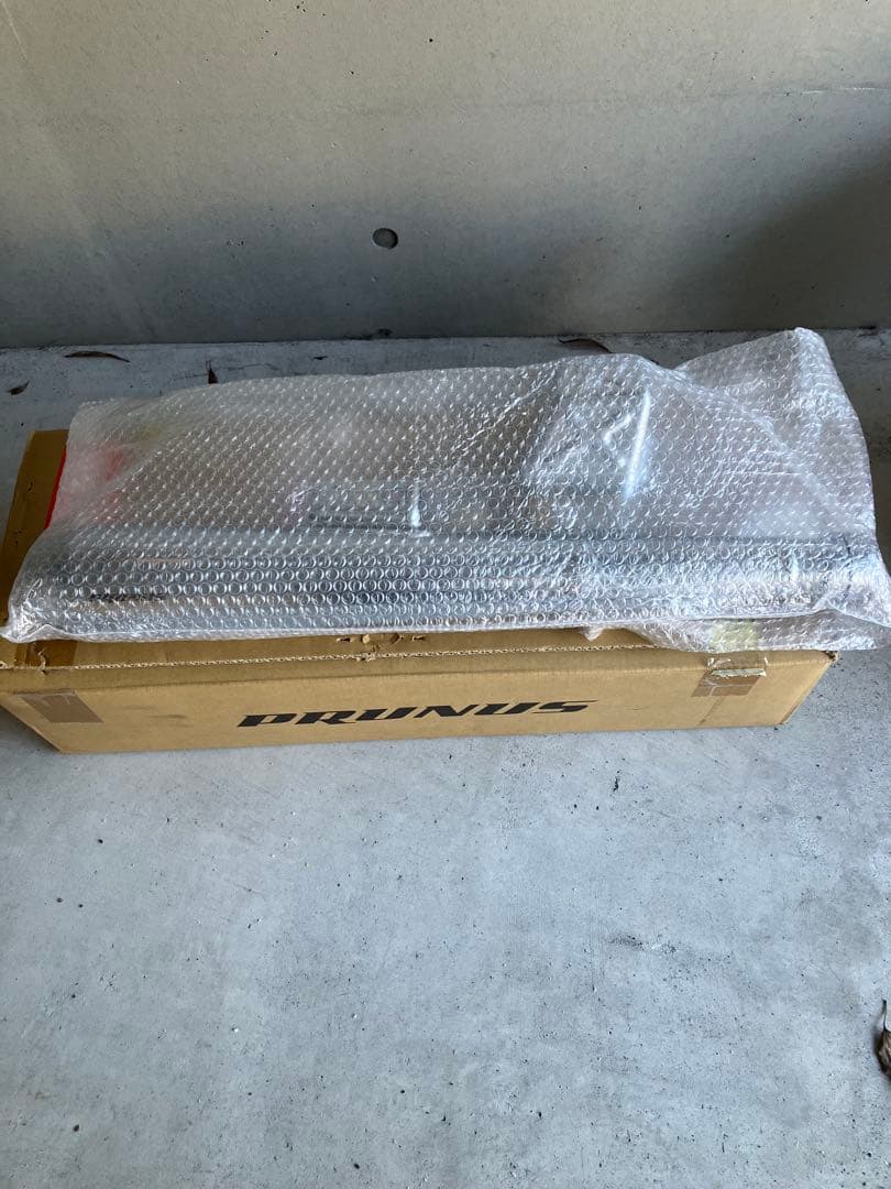 【ほぼ未使用】SR400 プラナス　キャブ車PRUNUS メガホンマフラー