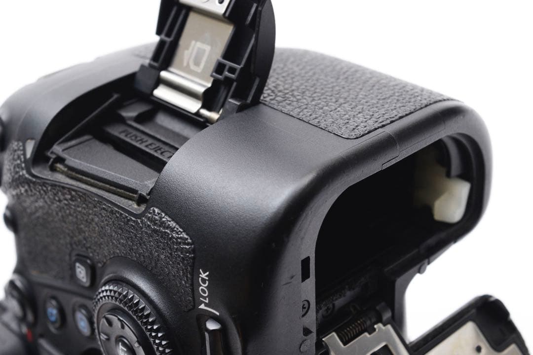 デジタル一眼レフCanon EOS 6D Mark II 標準&望遠レンズセット