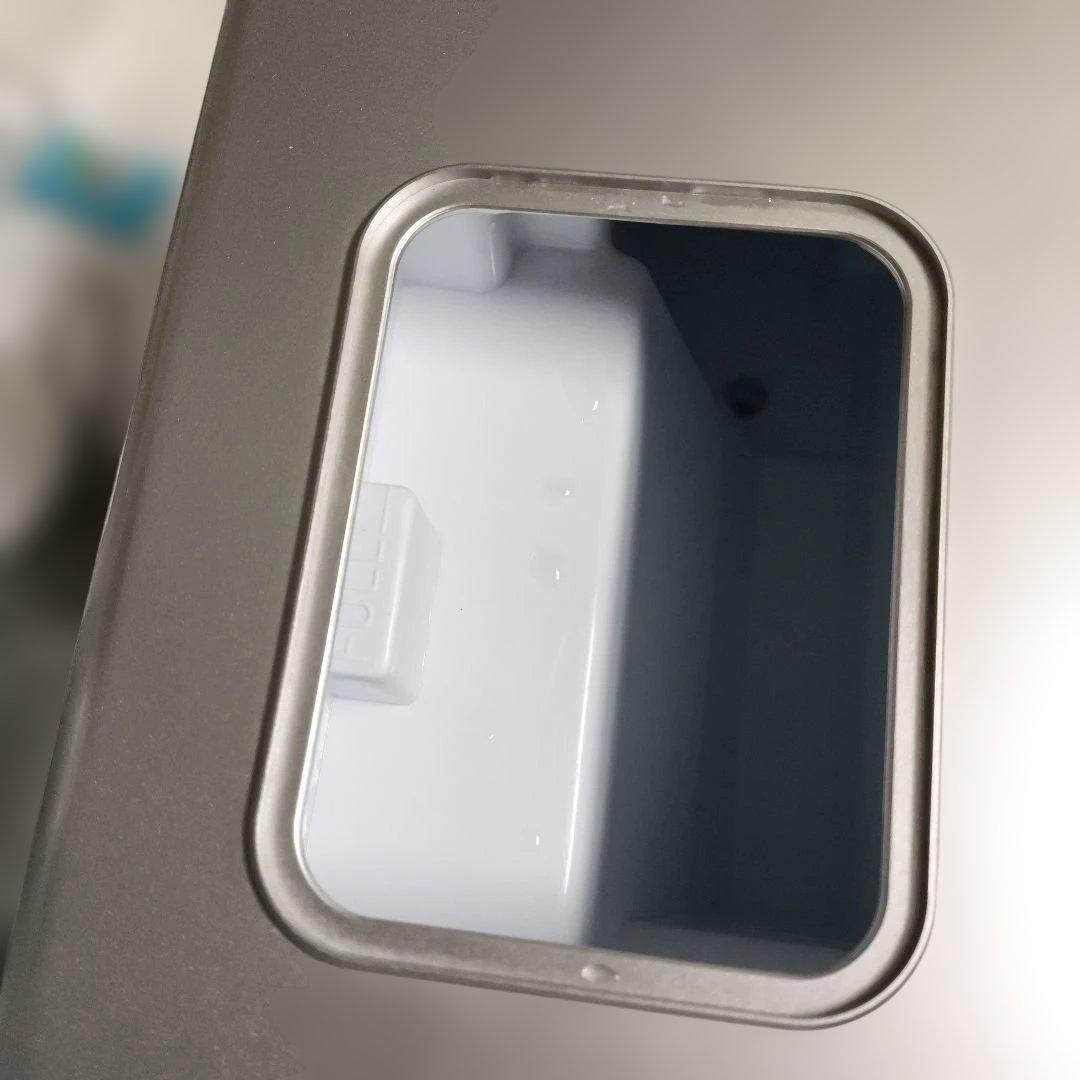 【美品】KOM 製氷機 RM-100H 180W