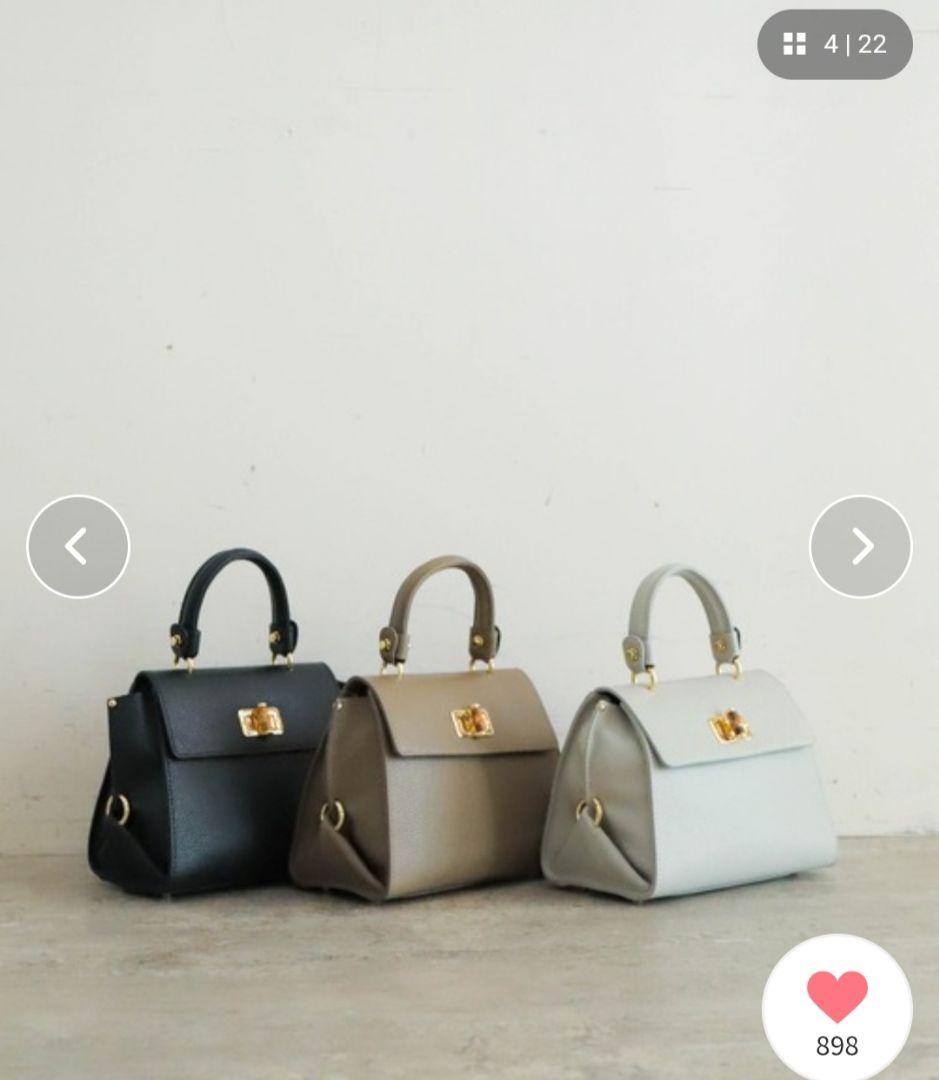 T.T　マルコビアンチーニ　グレージュ ショルダーバッグ