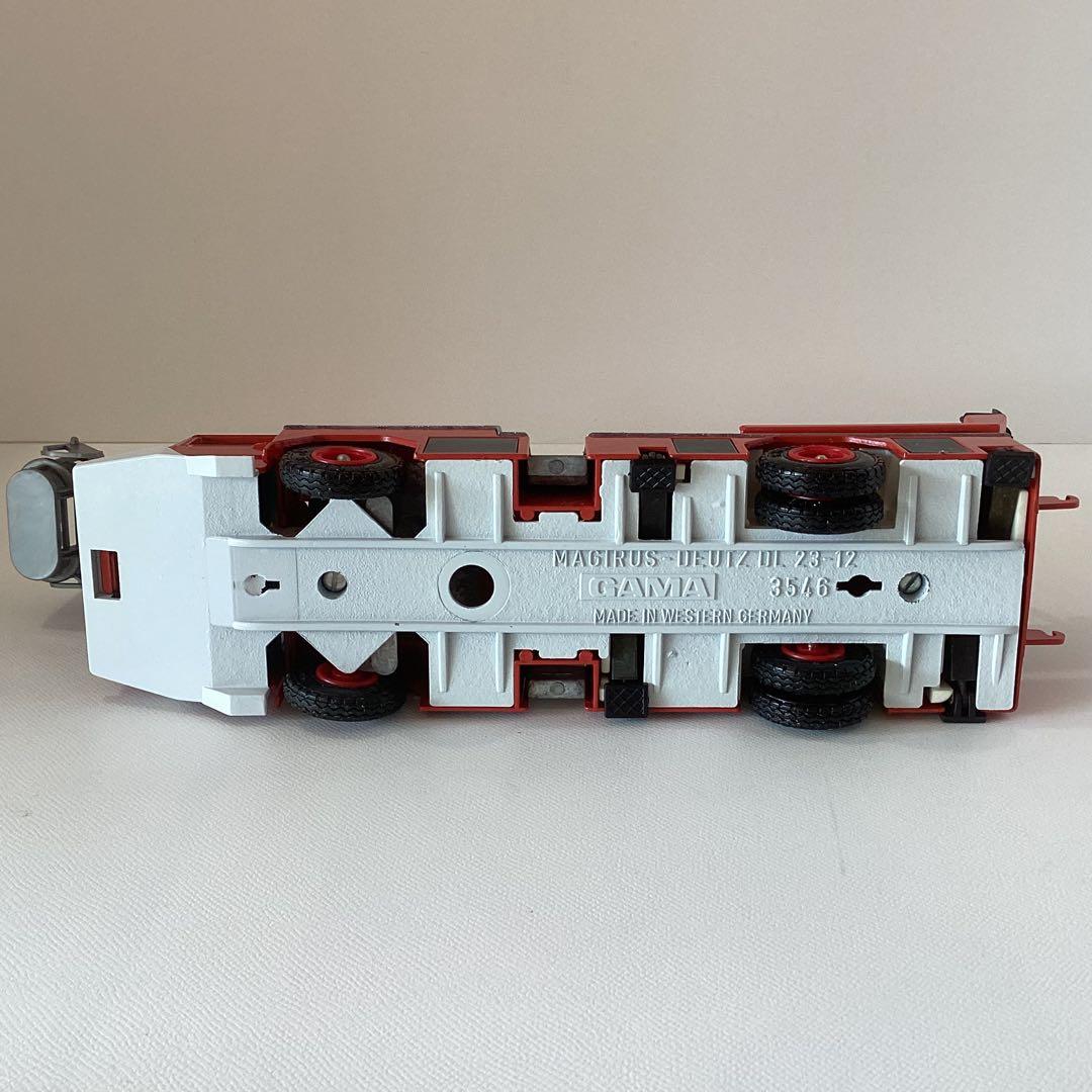 マギルスはしご消防車ミニカー　IVECOMAGIRUS 1/43絶版大型ミニカー