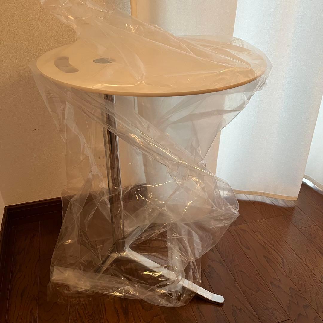 新品 Fritz Hansen フリッツハンセン リトルフレンド白サイドテーブル