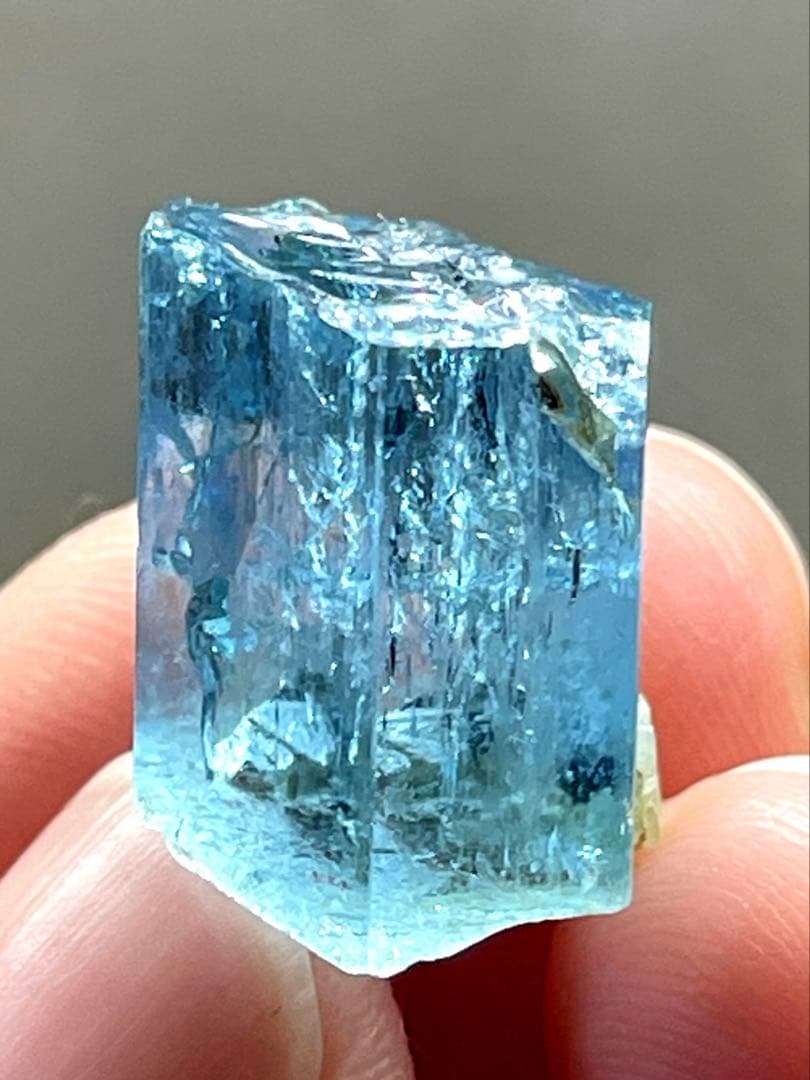 希少 風景を宿すアクアマリン 19.10ct (3.82g) ベトナム産