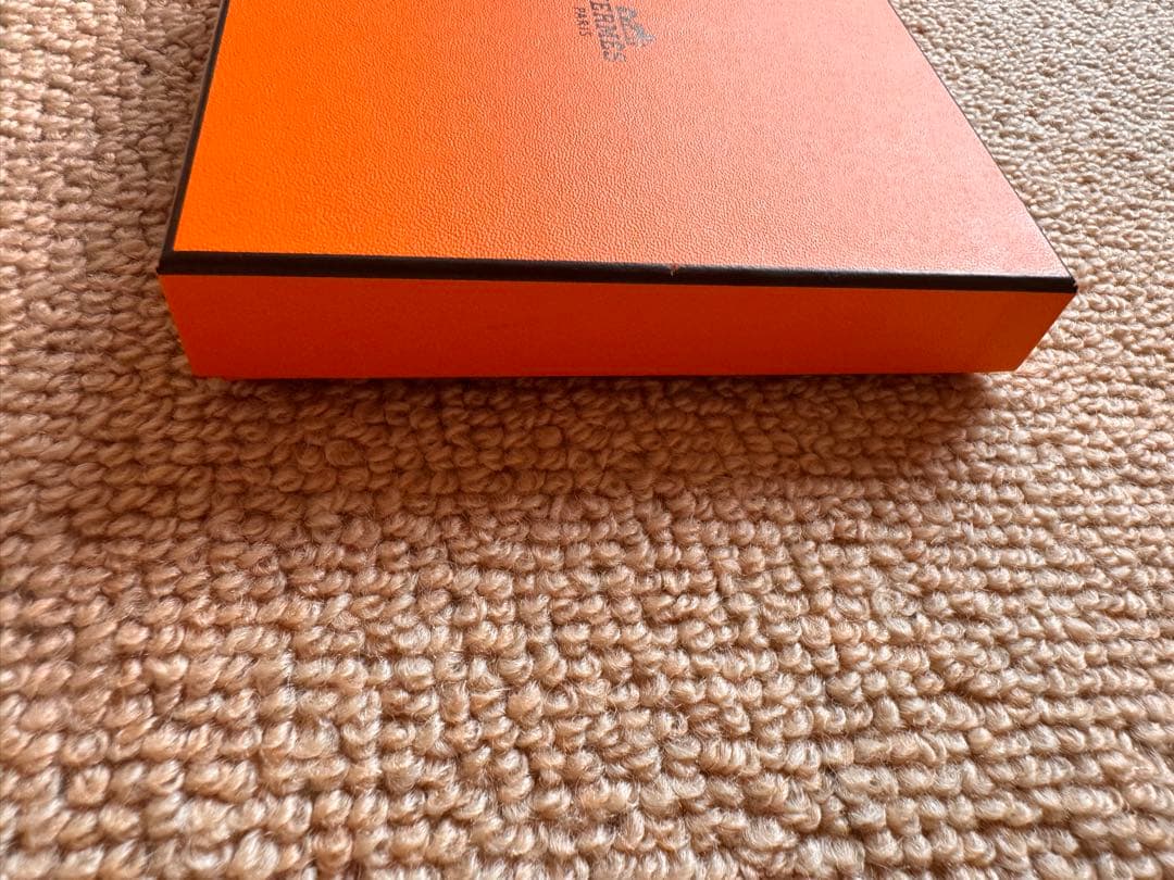 新品未使用 エルメス HERMES ハンカチ 2枚セット グレーピンク紙袋リボン