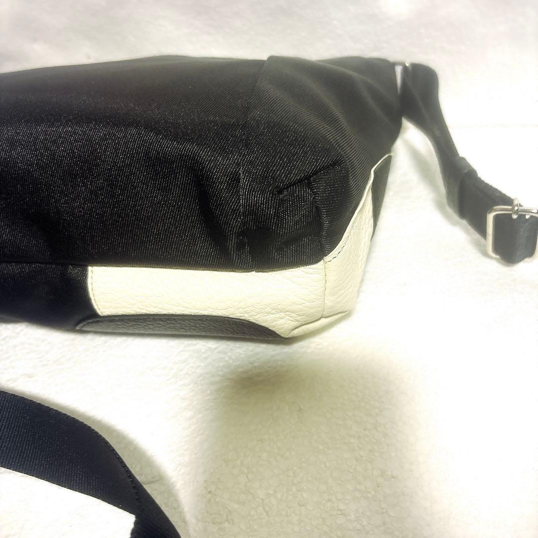 極美品 イビサIBIZA　アニマーダ　ナイロンショルダー　パンダ