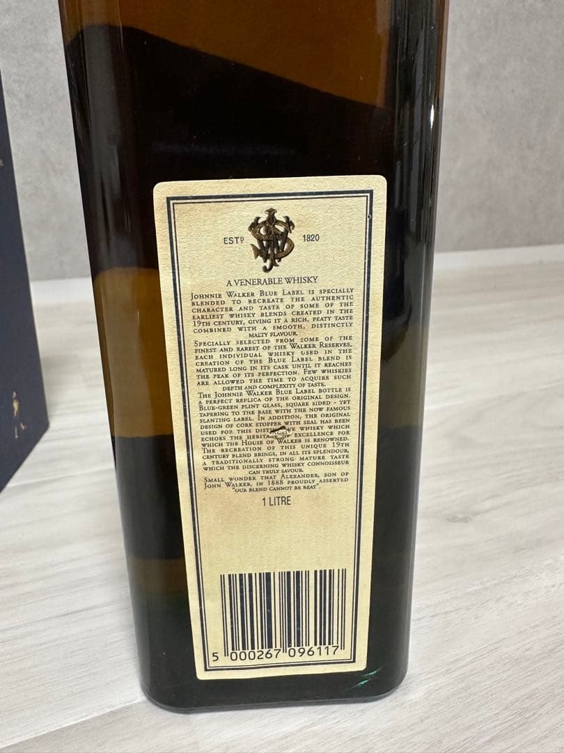 ジョニー・ウォーカー ブルーラベル 1000ml ボックス入り 未開封