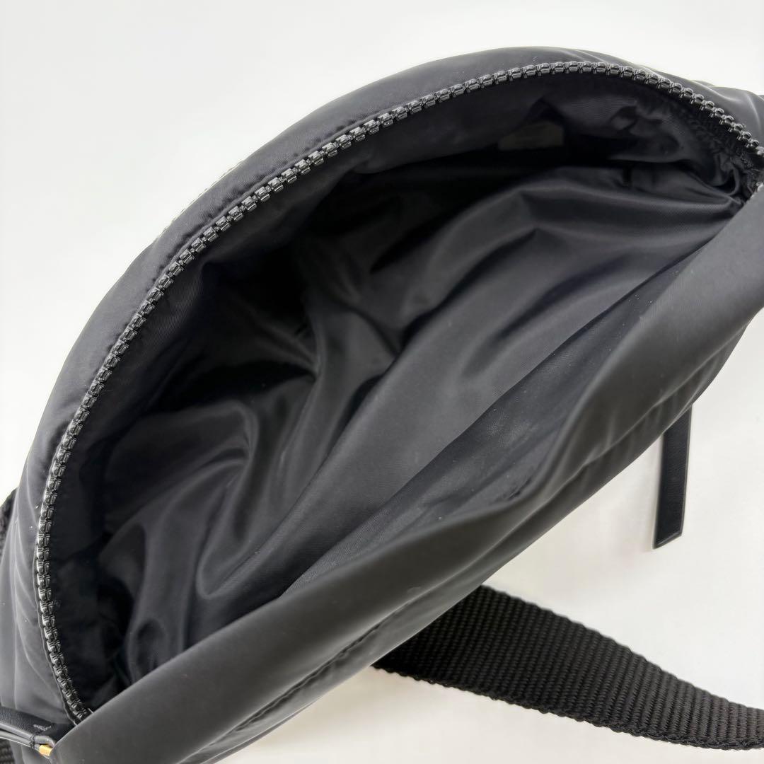 極美品✨トリーバーチ ボディバッグ エラ ベルトバッグ ナイロン ブラック