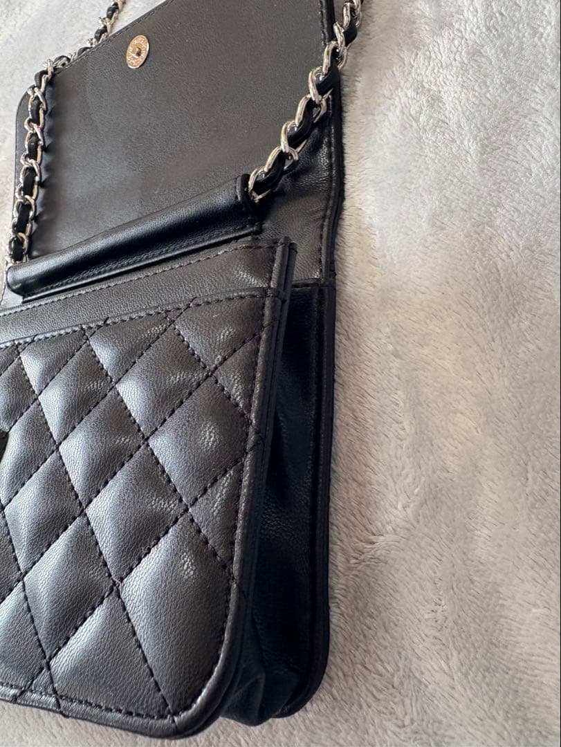 投稿最終　極美品　Darich ダーリッチ キルティングショルダーバッグ　黒