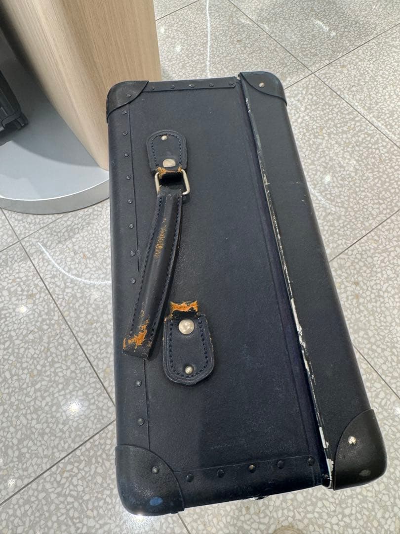 訳あり激安　グローブトロッター　オリジナル ラージ スーツケース