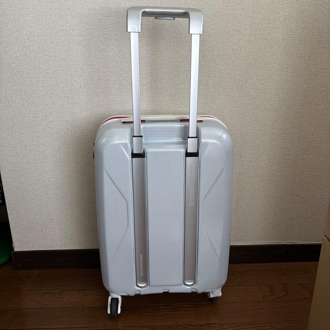 スーツケース　イノベーター　機内持込可38L