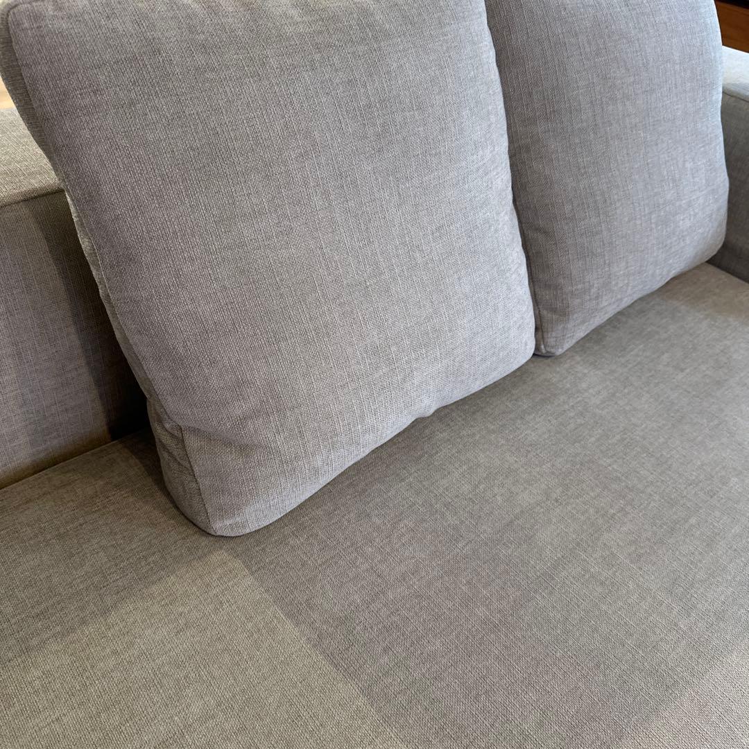 新品同様　NOYES 3人掛けソファ Decibel Standard