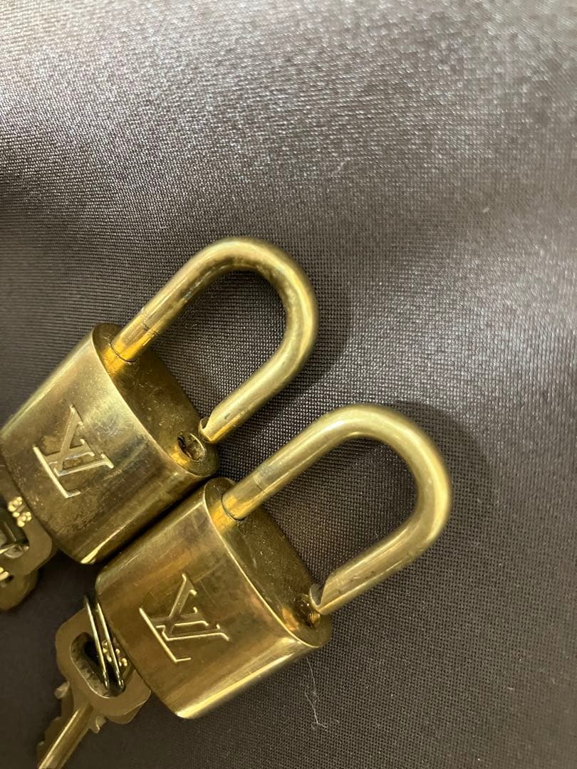 LOUIS VUITTON ルイヴィトン パドロック カデナ 南京錠 セット