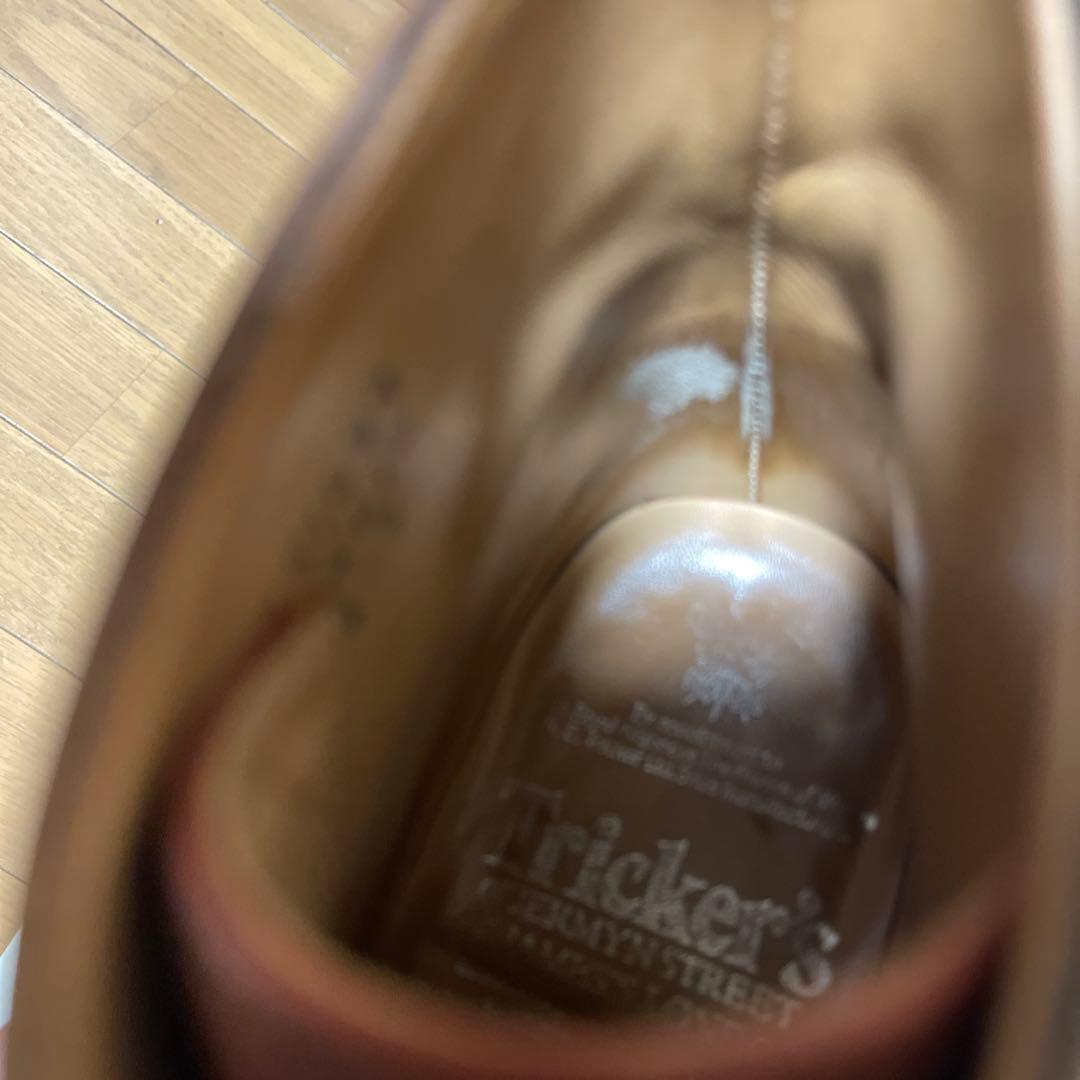 Tricker’s トリッカーズ チャッカブーツ スクエアトゥ