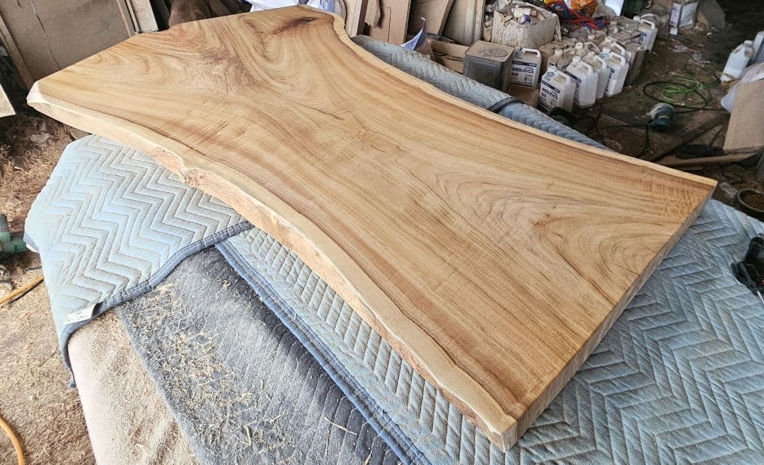 楠　一枚板　ダイニング　テーブル　一枚板　杢　リビング　座卓　モンキーポッド　栃