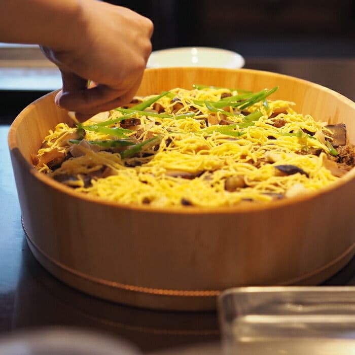 さわら　楕円の飯台 大 専用蓋付　すし桶　おひつ　自在道具　【アク抜き作業済】