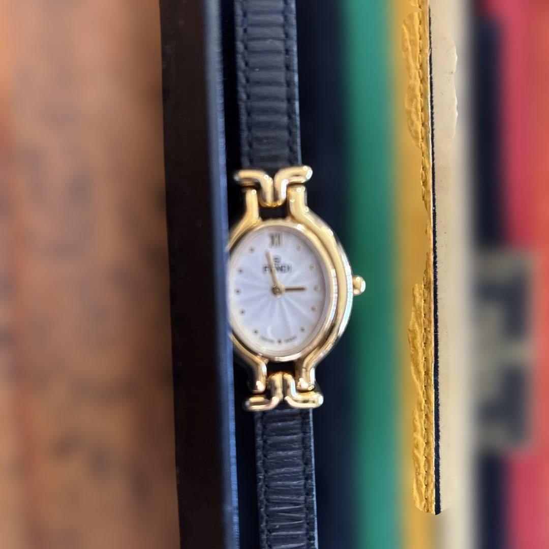 FENDI ベルト9本セット時計