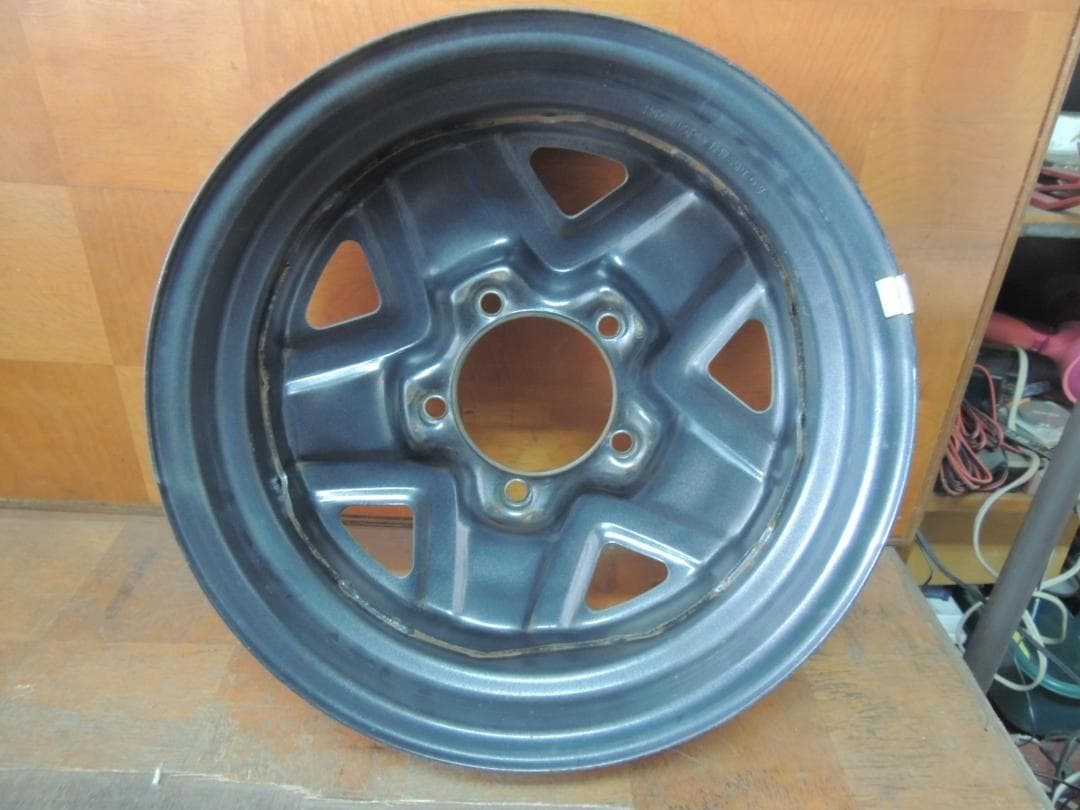 C15　ジムニー　純正スチールホイール　4本　1本リムに傷有り