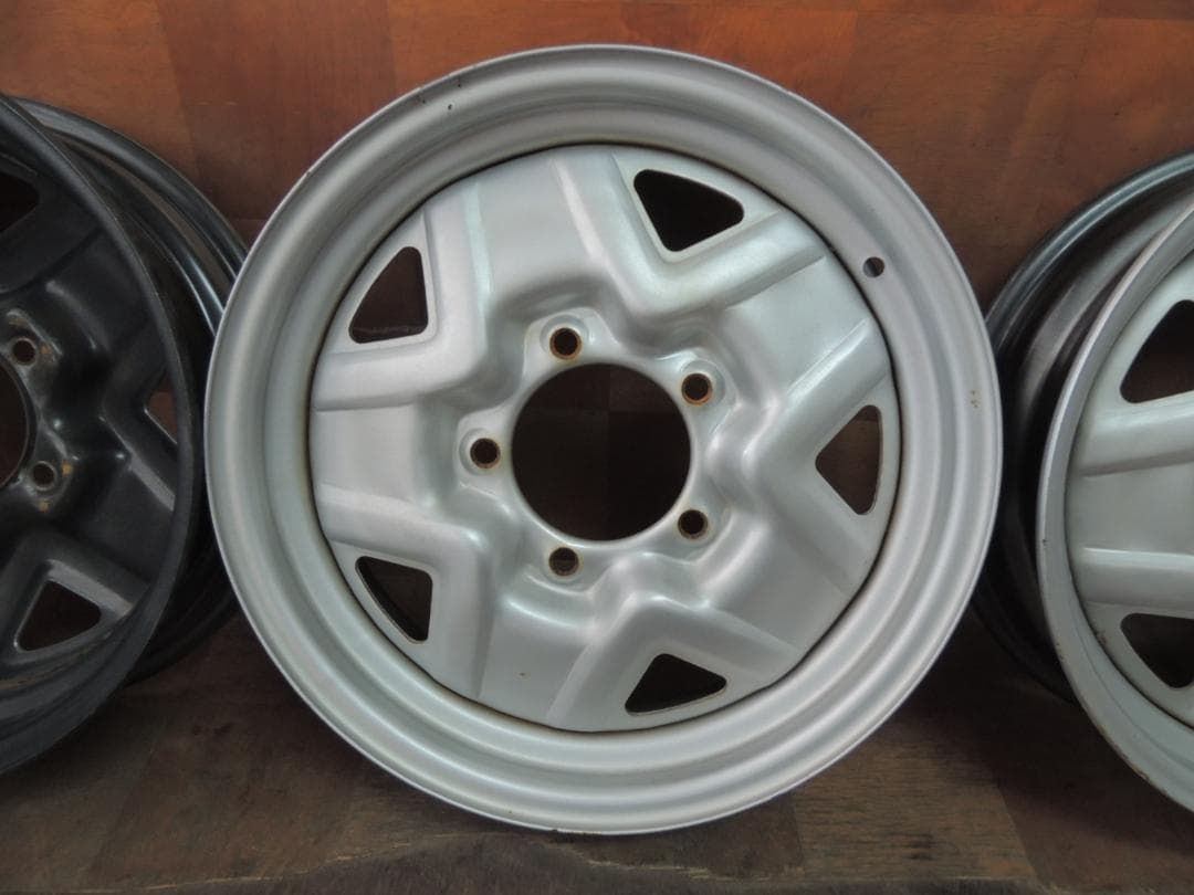 C15　ジムニー　純正スチールホイール　4本　1本リムに傷有り