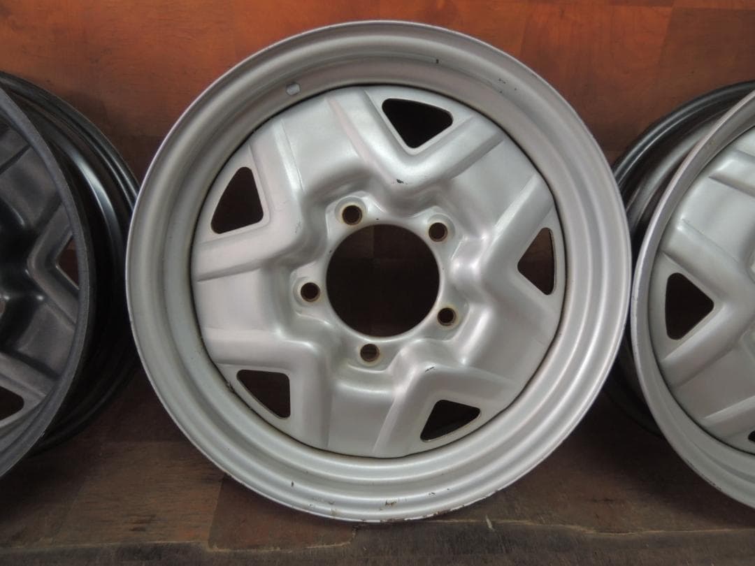 C15　ジムニー　純正スチールホイール　4本　1本リムに傷有り
