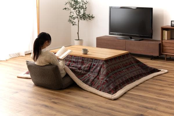 おしゃれ ふかふか かわいい オルテガ 暖かい 長方形 こたつ布団 レッド