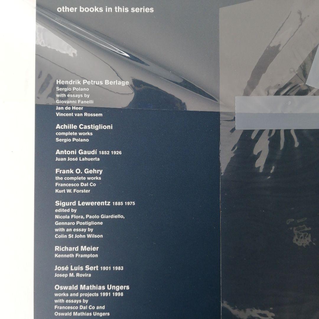 EDUARDO SOUTO DE MOURA 洋書