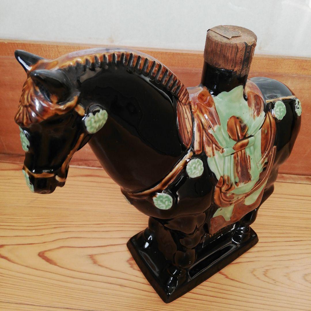 SUNTORY  サントリーローヤル 干支 午歳 陶器ボトル