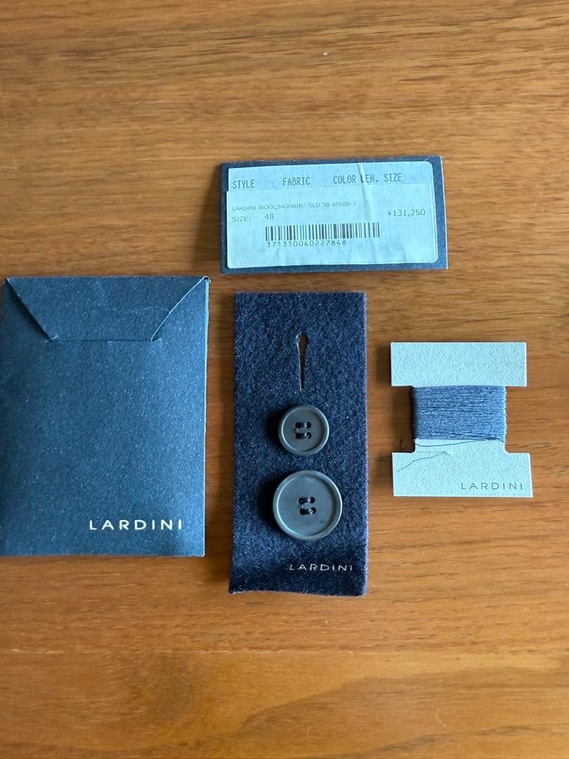 LARDINI ラルディーニ ネイビー 3B1 モヘアウールスーツサイズ48