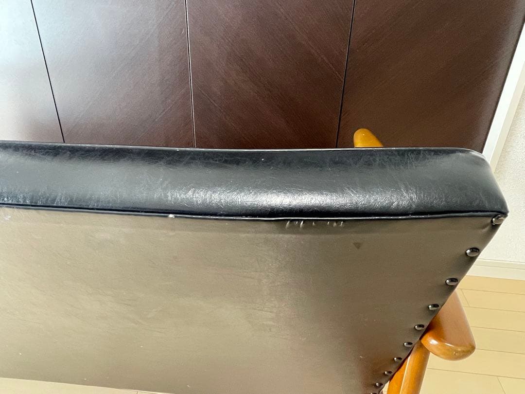 カリモク60 Kチェア　2シーター　スタンダードブラック