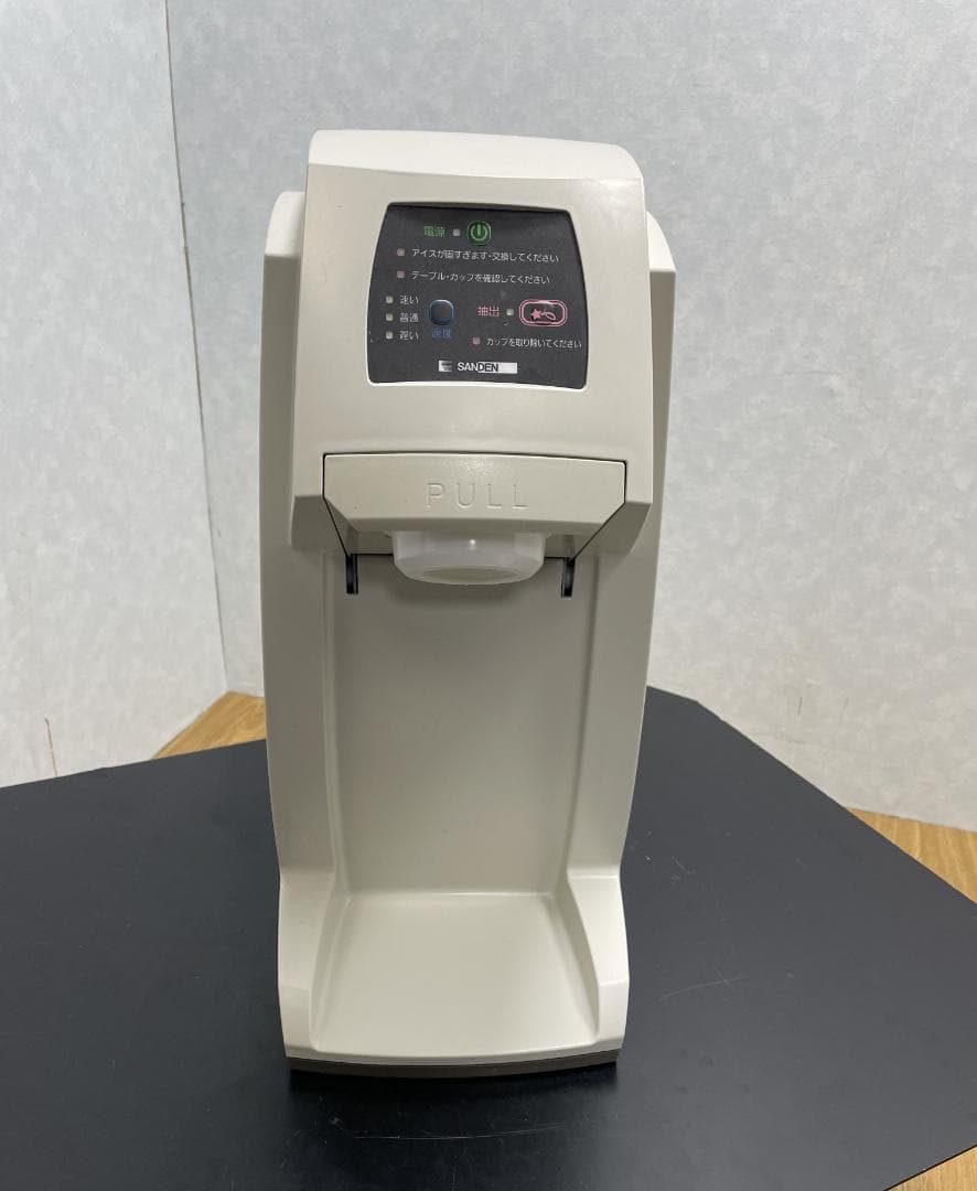 K♢1156 SANDEN ソフト・アイスクリームマシン CIM-10A