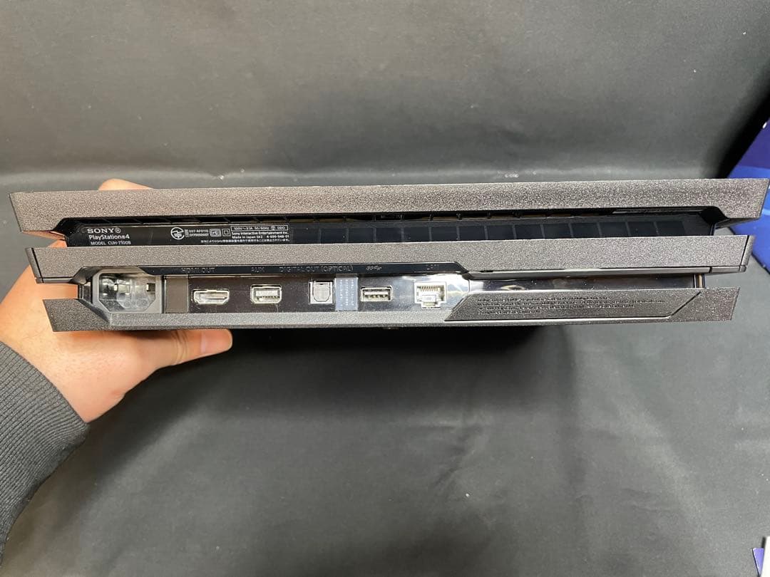 Nintendo Switch SONY PS4 Pro CHU-7100B 1398