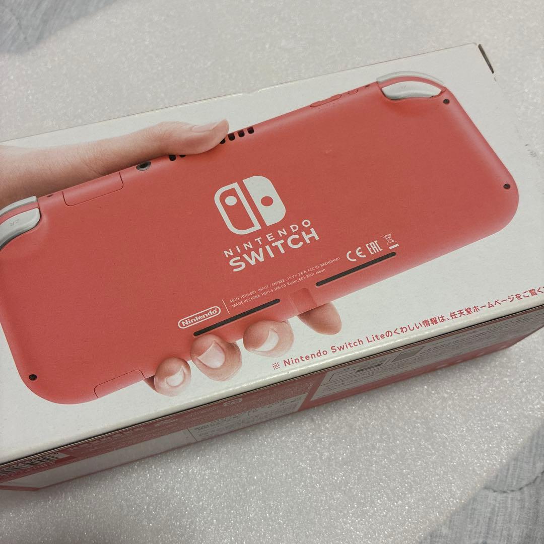 美品　Nintendo Switch Lite コーラル　ピンク